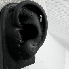 Imagem do Piercing Cruz lisa