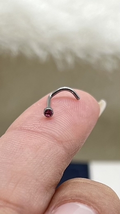 Ponto de luz com zircônia rosa