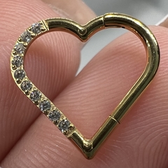 Coração para Daith com fecho em click