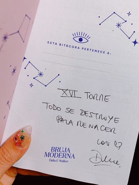 BITÁCORA DE BRUJA MODERNA FIRMADA POR DALIA F. WALKER ¡EJEMPLARES LIMITADOS! - Azul