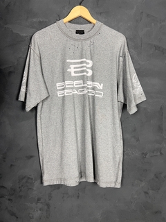 CAMISETA BALENCIAGA CINZA