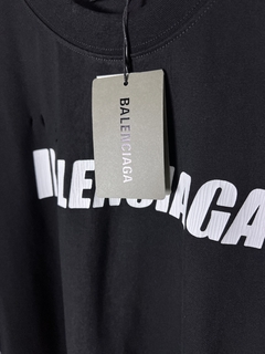 CAMISETA BALENCIAGA PRETA na internet