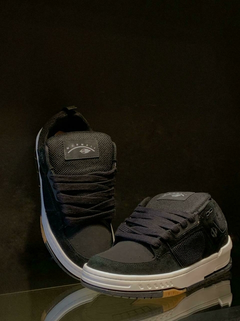 CREST BLACK - comprar online