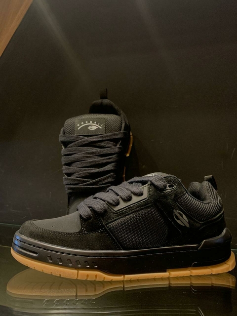 CREST BLACK GUM - comprar online