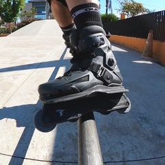 Patins Aggressive Traxart Revolt Street - 59mm ABEC-9 Cromo - comprar online