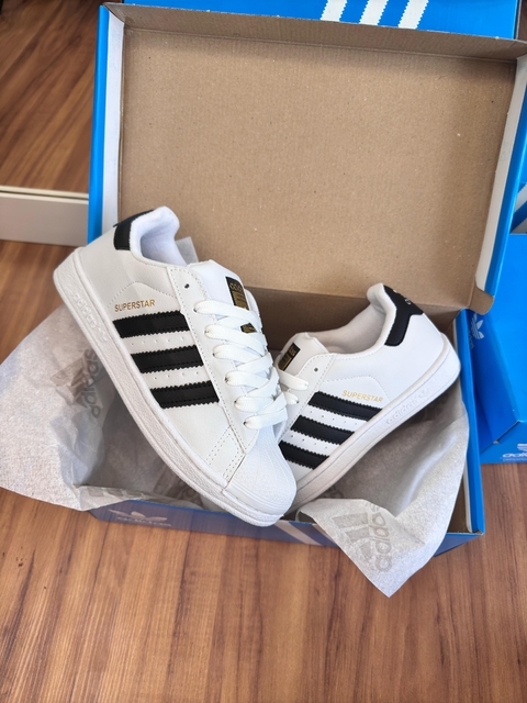 Adidas Superstar