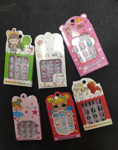 Uñas infantiles diseños surtidos con sticker adhesivo - comprar online