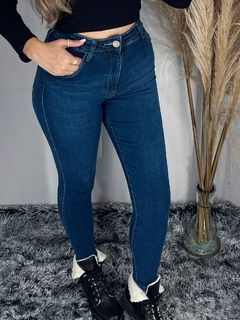Calça Jeans Skinny na internet