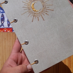 CUADERNO SOL Y LUNA - TINTE YERBA en internet