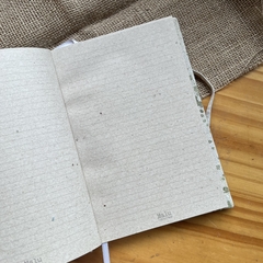 Cuaderno Yerba manchado en internet