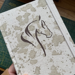 Cuaderno caballo - tinte de yerba - comprar online
