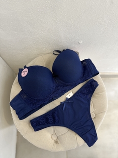 Conjunto importado en internet