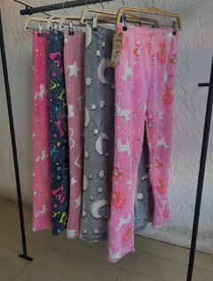 Pijama pantalón luminoso en internet