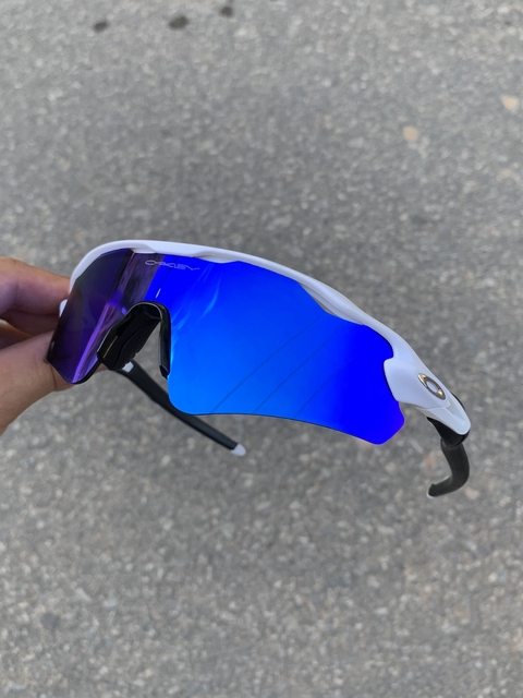 Radar EV Path Preta e Branca Neon Blue