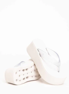 Chinelo Petite Jolie Plus II Translúcido PJ7703 - comprar online