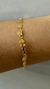 Pulseira Folheada a Ouro com corações e pedrarias coloridas na internet