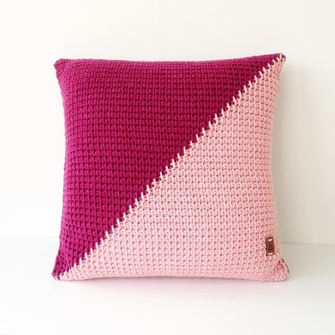 Almofada Candy em Crochê Tunisiano