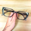 ÓCULOS GATINHO FEMININO EM ACETATO