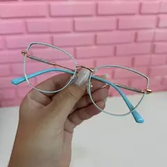 Óculos Gatinho com Hastes Douradas - comprar online