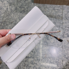 Armação de óculos Para Garu / descanso Feminino com bucha balgriff pernas Brilho - Óticas Ludier | Frete Grátis Para Todo o Brasil