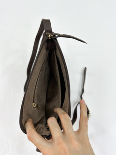 Bolsa em couro Isis marrom café - comprar online