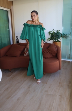 VESTIDO EM VISCOLINHO CORTE RETO na internet