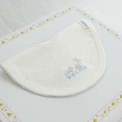 Babero carrito celeste - comprar online