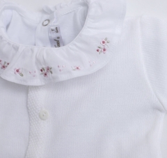 Body M/C Cuello Volado Flor Rosa en internet