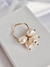 Anel com detalhe em pérola de água doce banhado a ouro 18k - comprar online