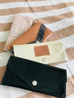 Billeteras / sobres negra - comprar online