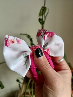 Imagen de Moño Pretty flores rosadas