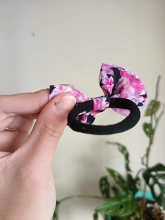 Moño Pretty floreado estampa - comprar online