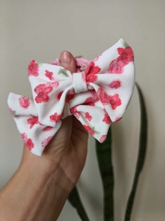 Moño Cute floreado rosa