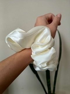 Scrunchie Crema - Margaritas