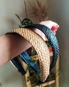 Diadema Poder beige en internet
