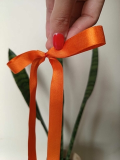 Moño selah Naranja en internet
