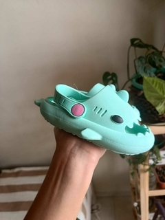 BabyShark verde pastel