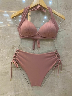 Biquíni Aline Calcinha hotpant com trançado lateral - 2108-1011 na internet