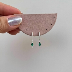 Argolinha Gota Verde com Pontinho de Luz - comprar online