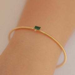 Bracelete com cristal verde