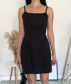 Vestido Vitória - Preto na internet