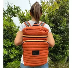 Mochila Matera Coliseo Color Durazno - comprar online