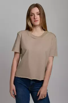 CAMISETA CORTE A LASER MOYO