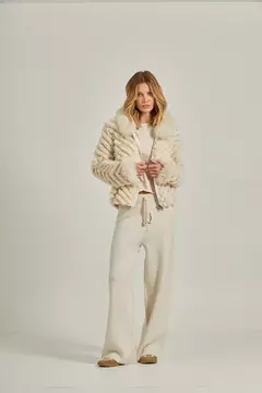 Casaco pele gola fox - Off White - Trevi