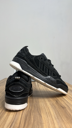 Adidas Adi2000 na internet