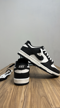 Dunk Low Panda na internet