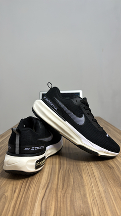 ZoomX Invincible Run - comprar online