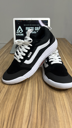 Vans UltraRange na internet