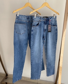 Calça Jeans Mom Antônia