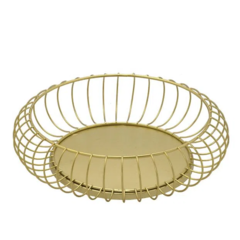 centro de mesa decorativo em metal